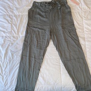 Women’s cargo pants